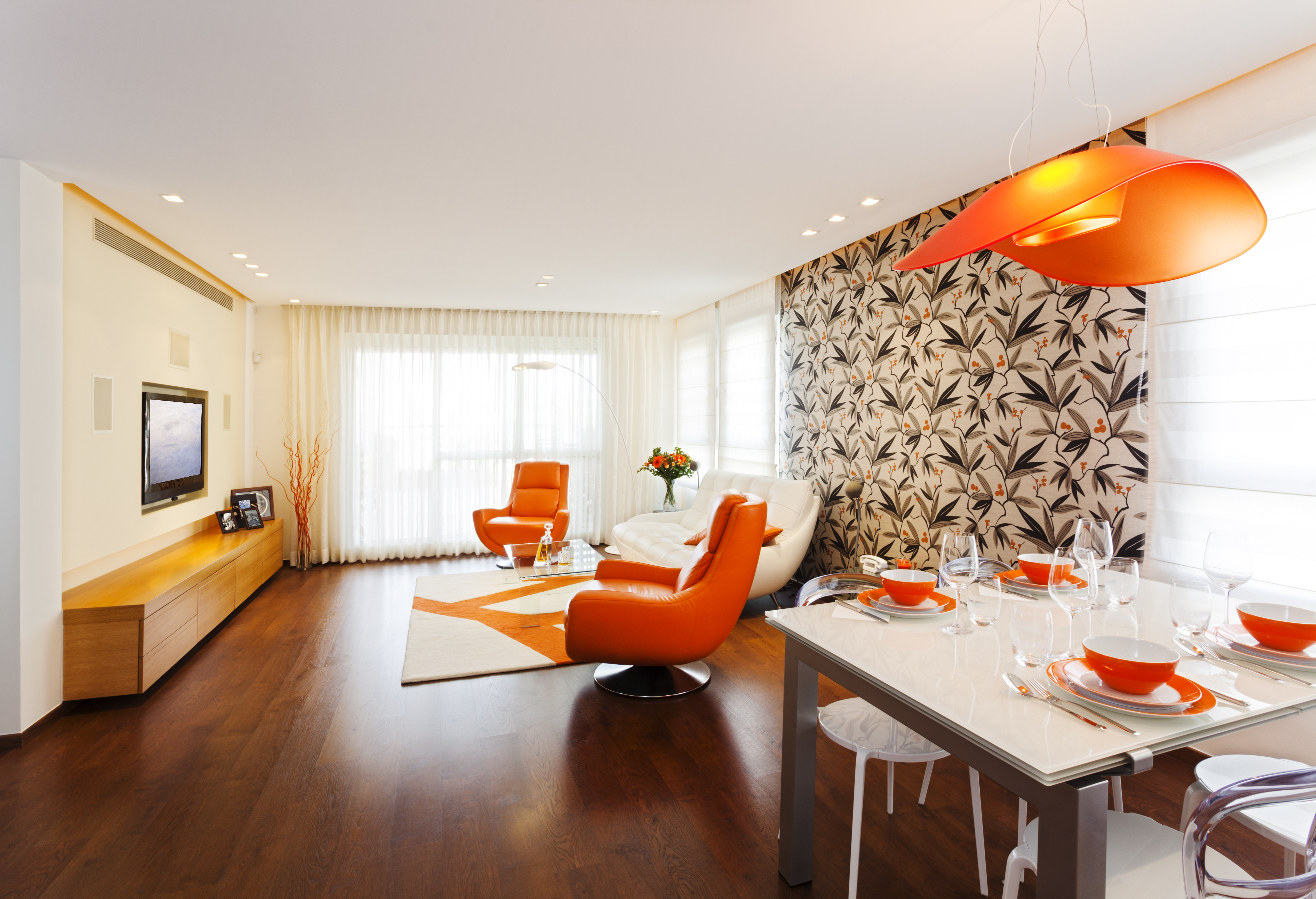 Woonkamer behang 2017: behang van kesteren schilderen. hoek boom ...